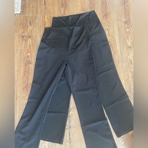 Maternity scrub pants